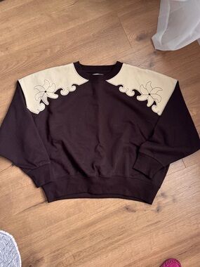 Wrangler Dark Brown Crewneck Sweater with Cream Shoulder Panels